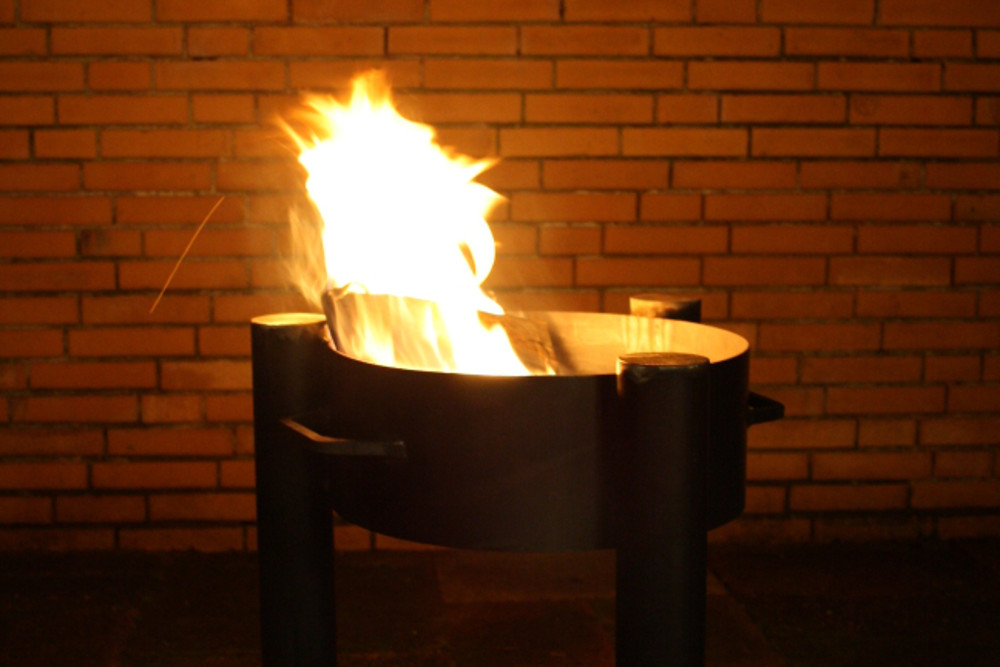 Dutch Oven Feuerschale flammo Feuer und Flamme